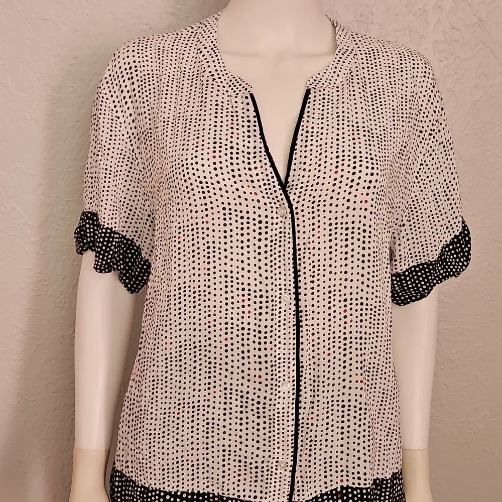 DONNA KARAN Black and White Spotted Two-Piece Lounge Pajama Set - Picture 4 of 11